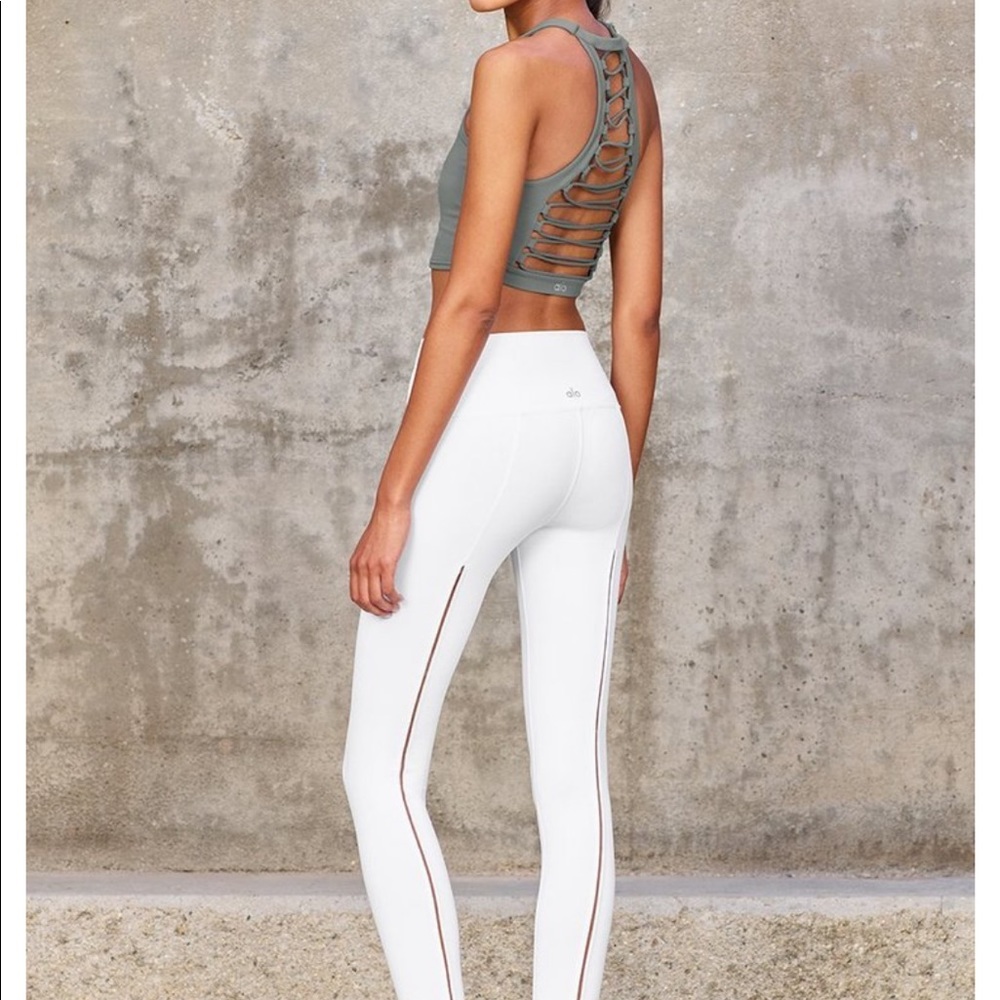 Alo Dash leggings in pink